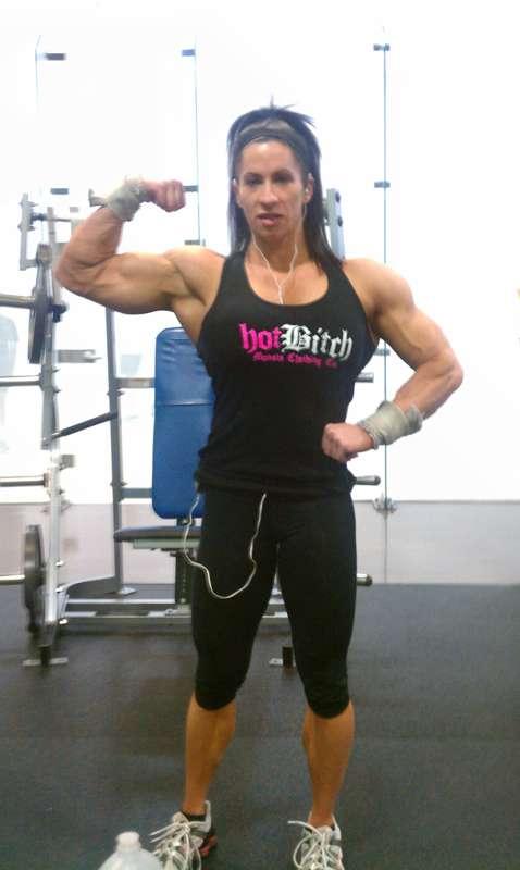 Here’s a few  #tbt pics from 2012 at my old gym in Sacrament..