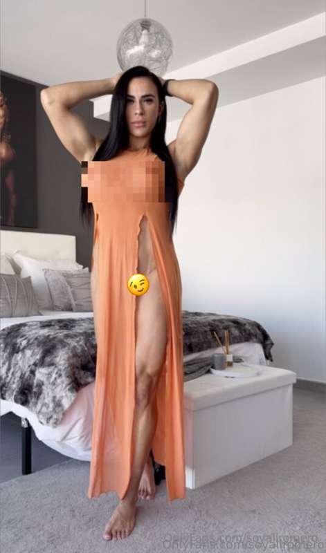 Decime, amor… qué te calienta más? Tell me, my love... what ..