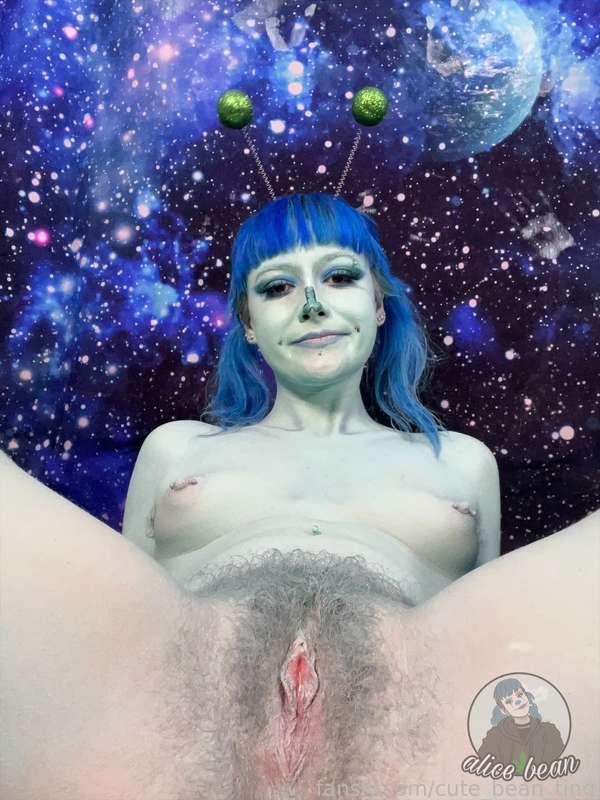 #fyp #alien #fetish #hairy #pussy 