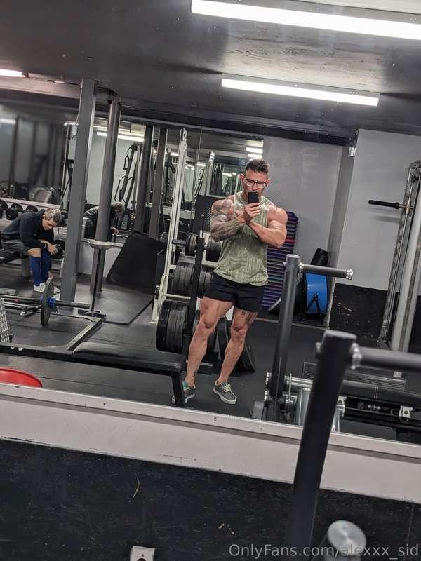 Welp welp let me start sharing my fitness journey here😉