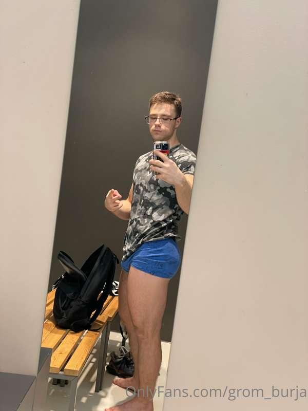 do all nerds got butt like that??🍑
