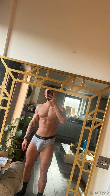 I’m your favorite habit, and I’m not sorry 😉.