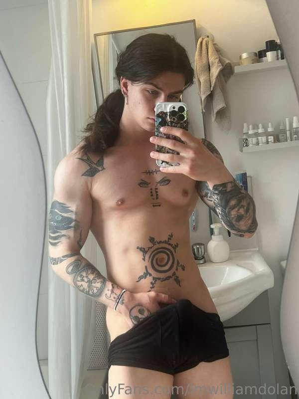 Check your dms to take them off;)