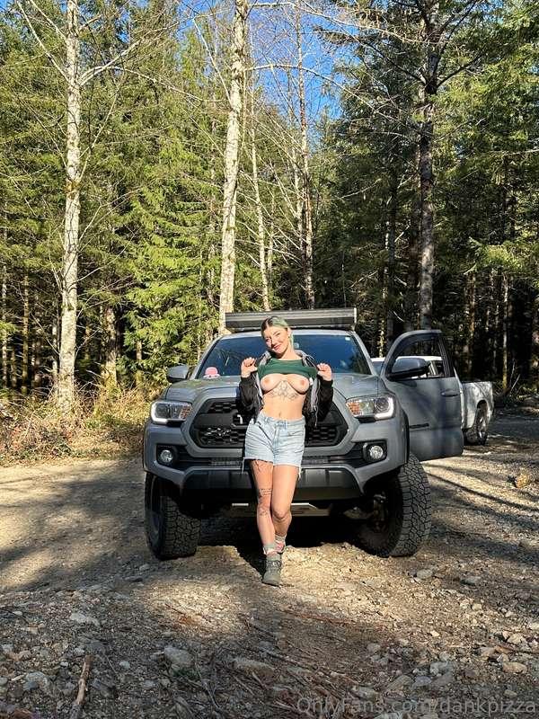 Toyotas and titties!!! Suns out, tits out !!! Hitting the tr..