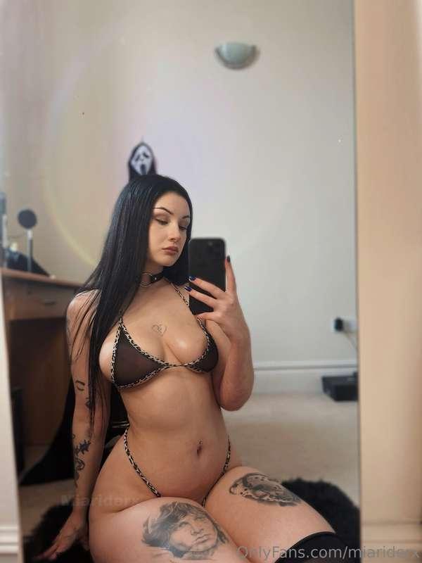 Swipe for tiddies