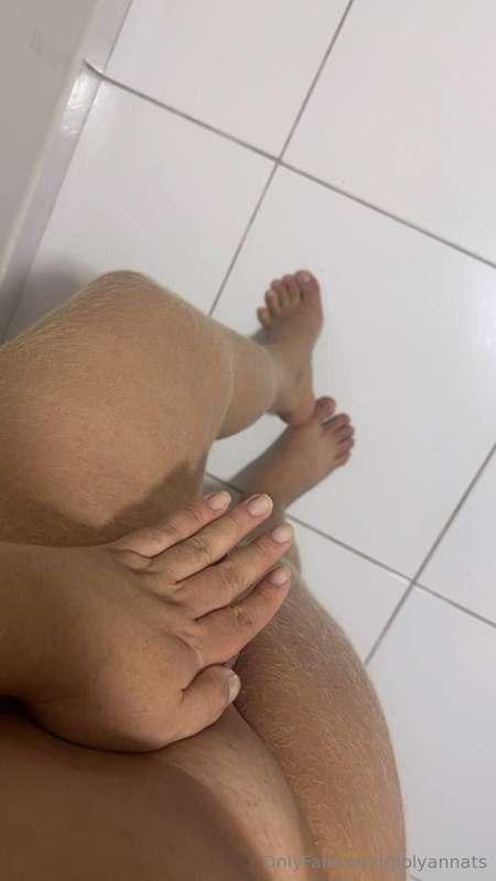 Sexting available now love! You want have a lot fun with me?..
