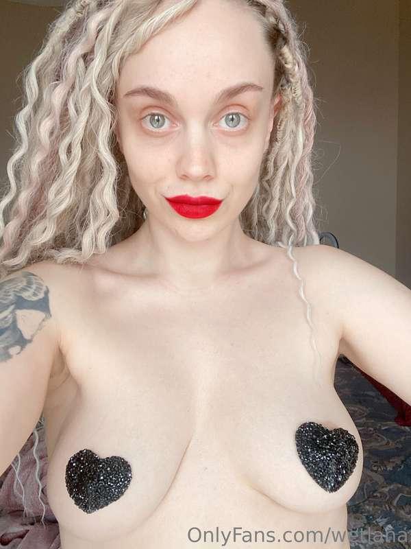 🖤🖤