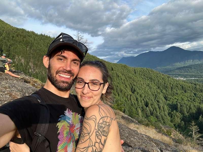 OKAY, our LIVE is happening Friday from 4-6 pm PST. We’re so..