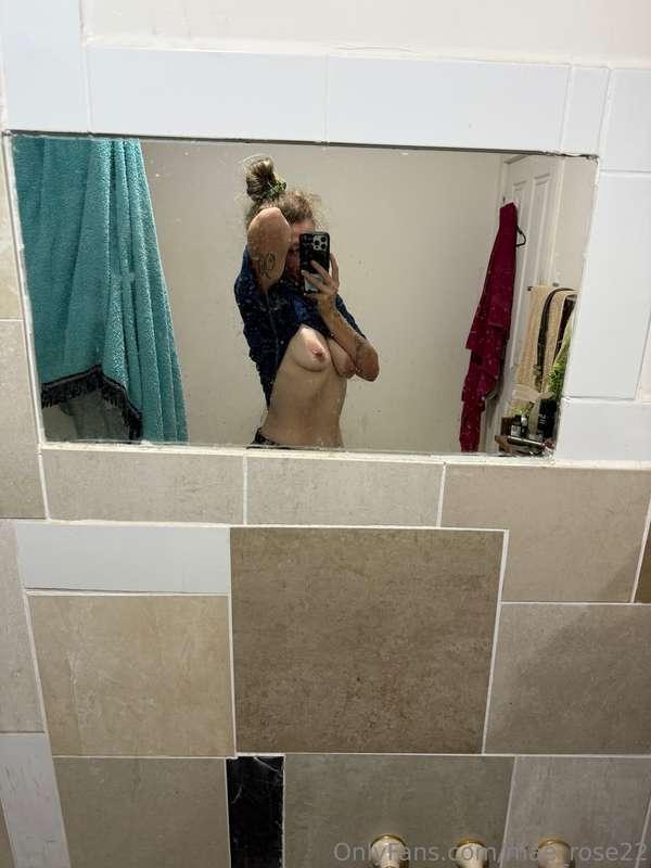 Boobbieeesss does the trick. Have a good Sunday!