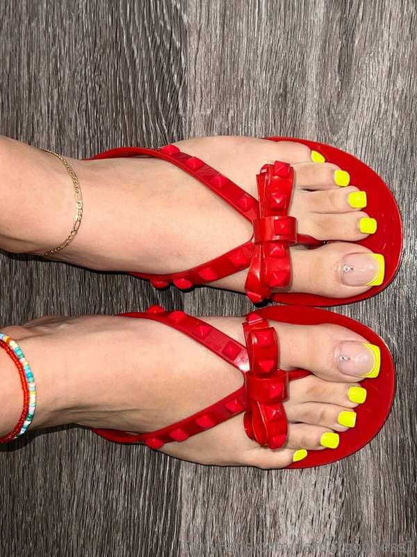 dafootgoddess1 image #0