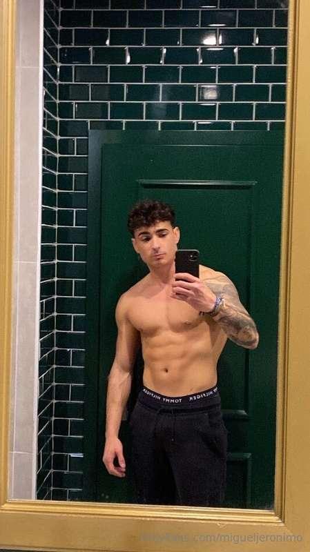 hello 