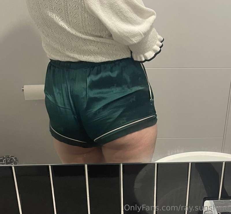 Hey Honey, who wants to see more?