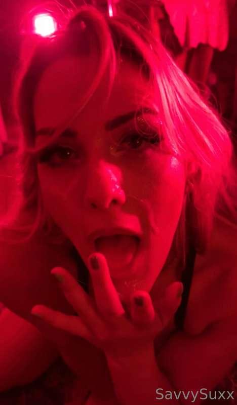 Post burlesque show got me feeling frisky 😏  Editing the vid..