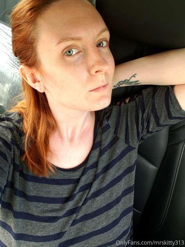 Hope you're having a great day! I'm just hanging out in my c..