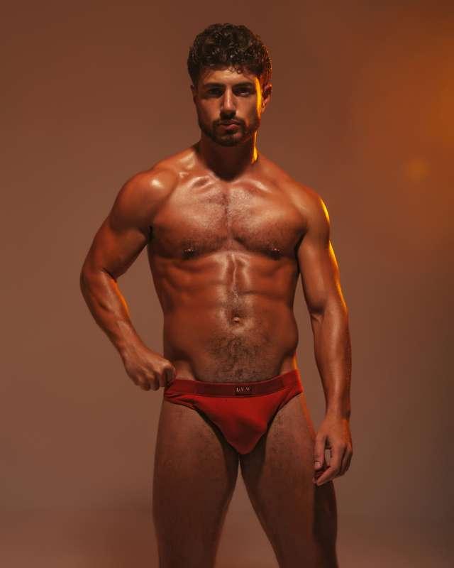 joan_crisol image #0