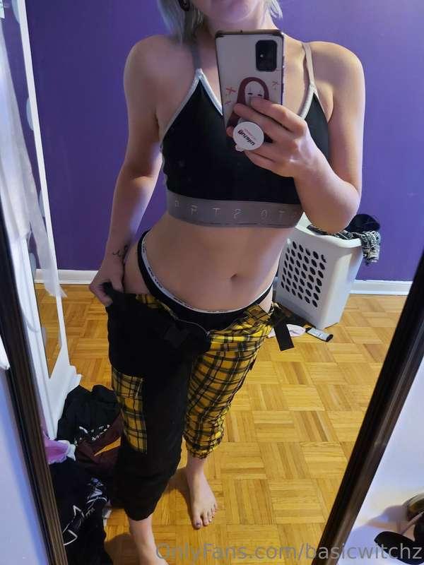 basicwitchz image #0
