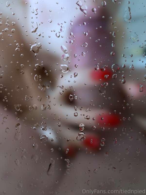 🪢🦋 Mandag, og som alltid starter jeg uka di med et deilig bi..