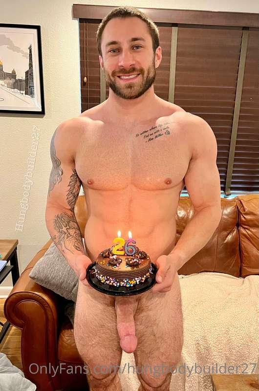 26 years around the sun! Thankful for the many great things ..