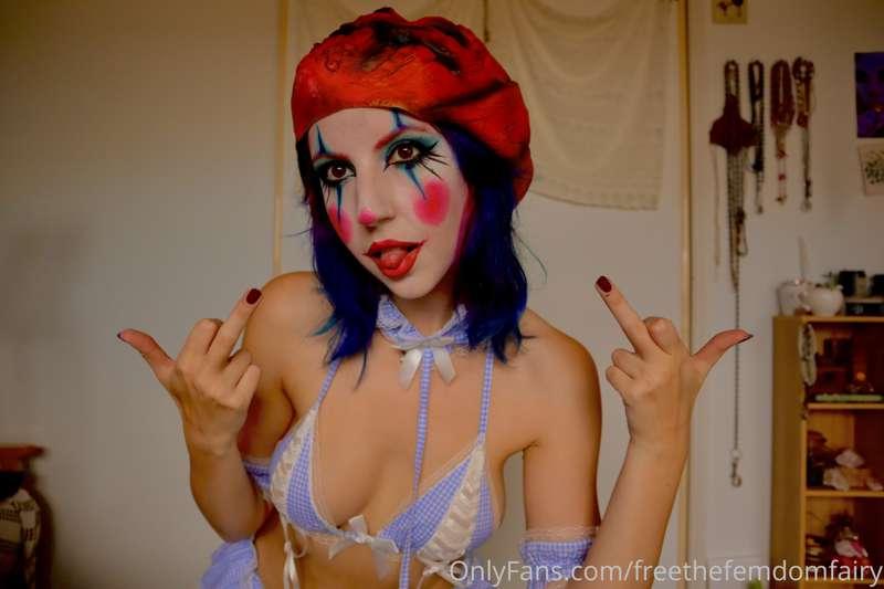 @thefemdomfairy