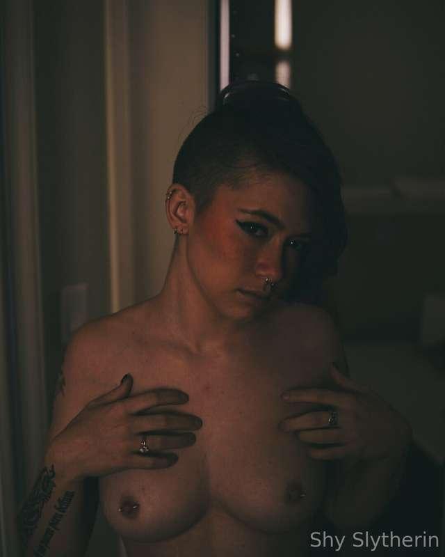 Won't you make a tribute to your favorite goddess?