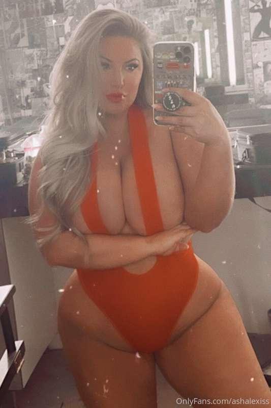 I hear you love me in red ❤️