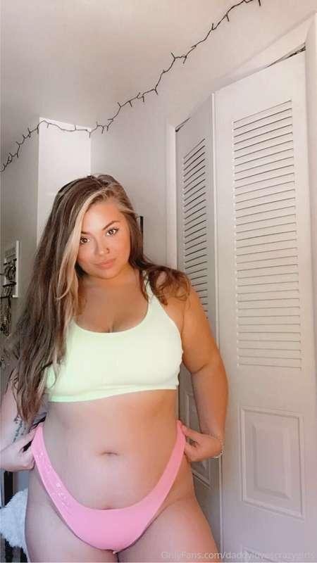 Can you tell my left boob is a little bit bigger 😅❤️😛? Don’t..