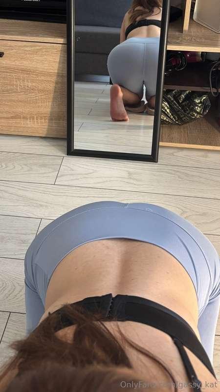 Me like this farting and sucking you off 🍑💨👅✊💦