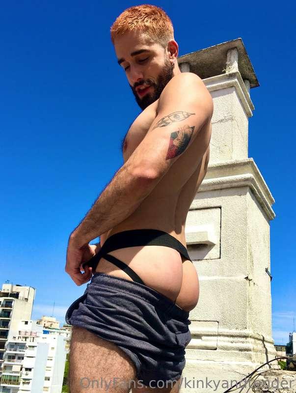 Yes, my buttocks were beaten before these photos 😜