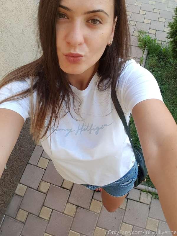 Muahhh💋💋
Have a nice day ! 🌡🌞🌞