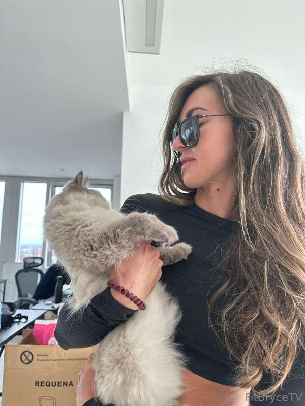 Be honest, who’s cuter?