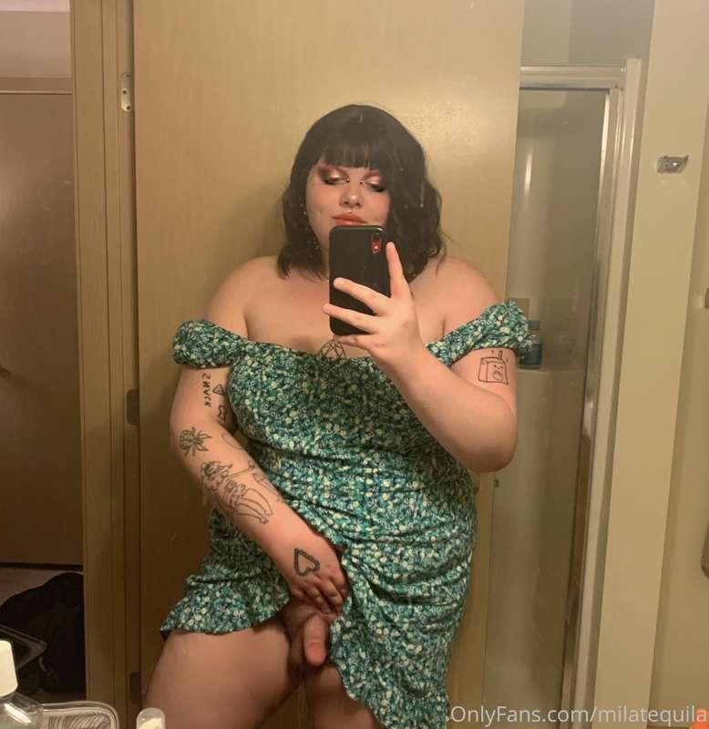 Lift up my dress & go to town 👅