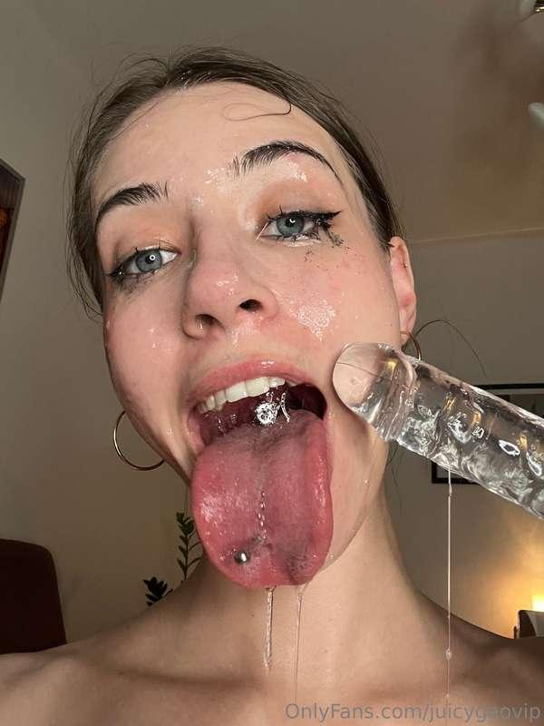 Messy and nasty hehe, just the way you like it 😋 Make my slo..