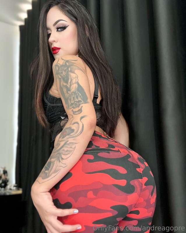 🍑👋🏻🤭