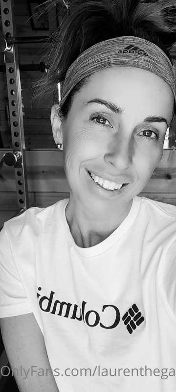 📷 selfie time 🤳 NEW PROFILE PIC