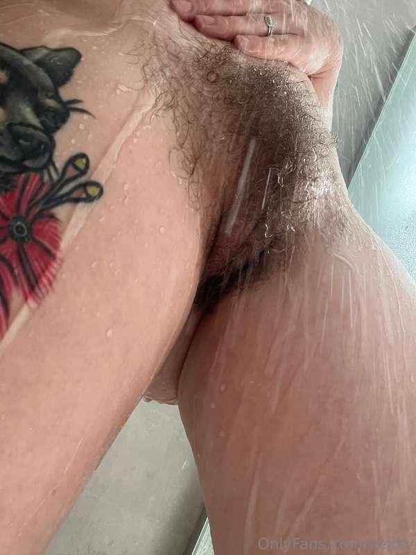 feeling wet 💦#bush #pussy #closeup