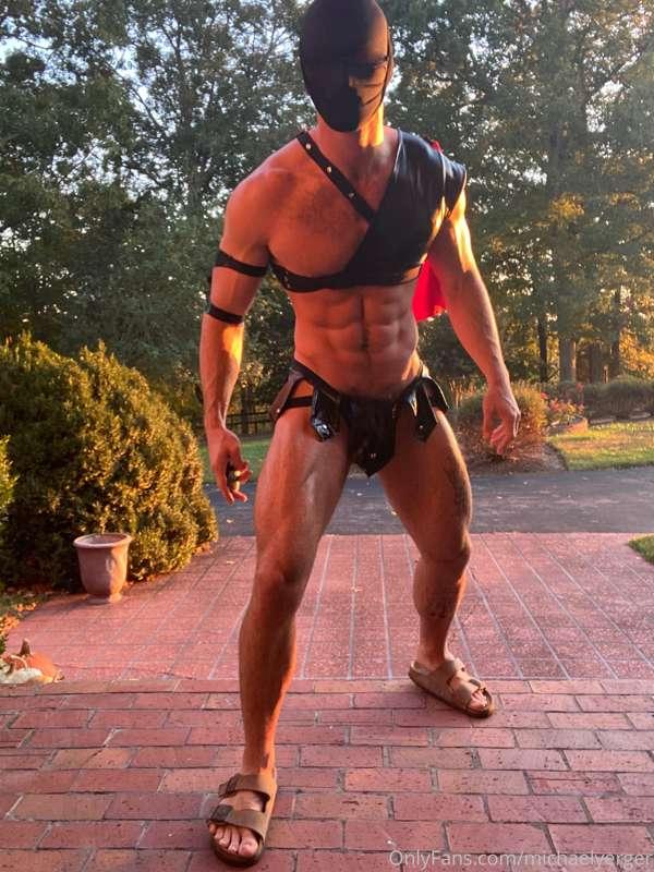 GLADIATOR: GENERAL MAXIMUS OF ROME 🏛 ⚔️  with a bdsm twist 👀..
