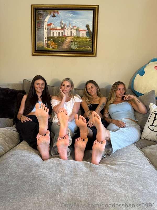 First ever group JOI with Alison 😍!! Hope you enjoy this sup..