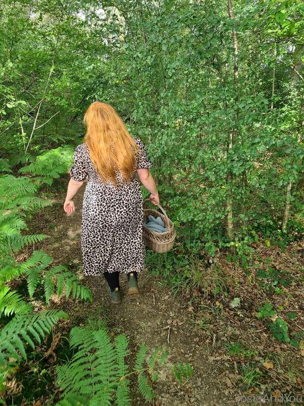 In my natural habitat🌲🌳🌲

More clothes on than normal but lo..