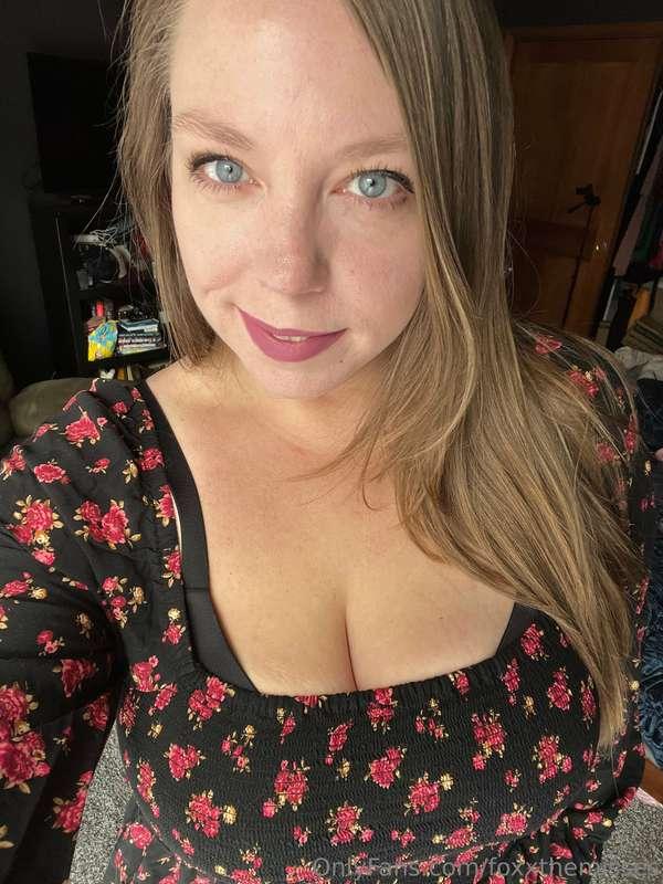 For those who see a hot milf out in public and wonder what’s..