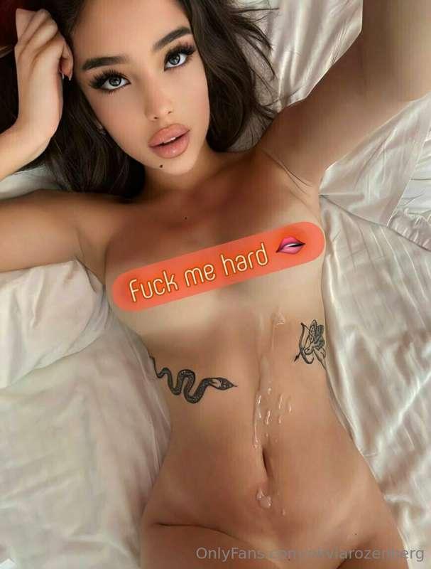 𝐅𝐑𝐄𝐄𝐄 𝐒𝐔𝐁𝐒𝐂𝐑𝐈𝐏𝐓𝐈𝐎𝐍
🟢CLICK HERE - @milenamilk🟢
This cutie is ..
