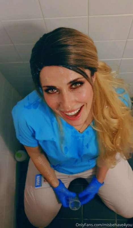I fucking love my job 😝