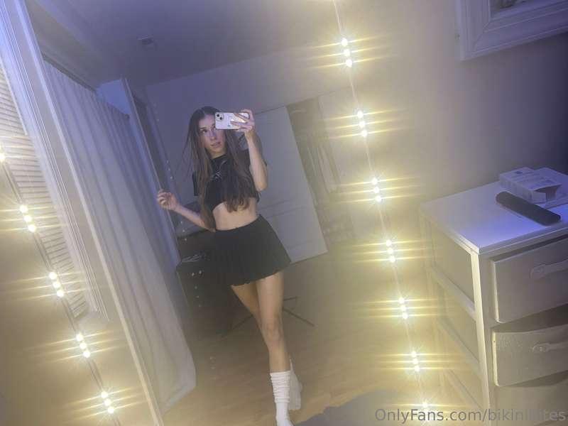 Mini skirts are my new favorite
Hint: there’s some on my wis..