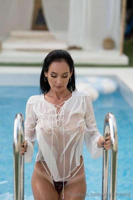 ## 𝐅𝐑𝐄𝐄 𝐒𝐔𝐁 @mariaforeverinyourheart ## The hottest do you w..
