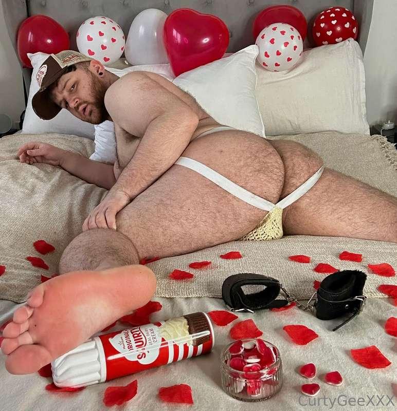 Happy Valentines! 🌹 Roses are red, violets are blue, I’m wea..