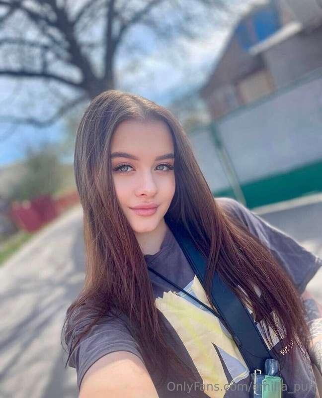 Another beautiful day!🥰I want to walk all day!😋 Will you com..