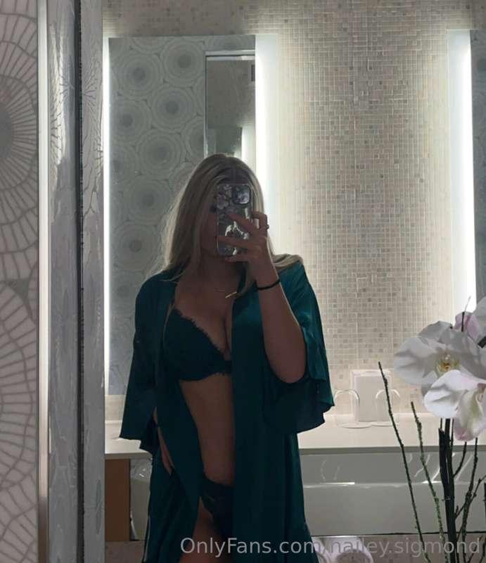 like my new set?💋