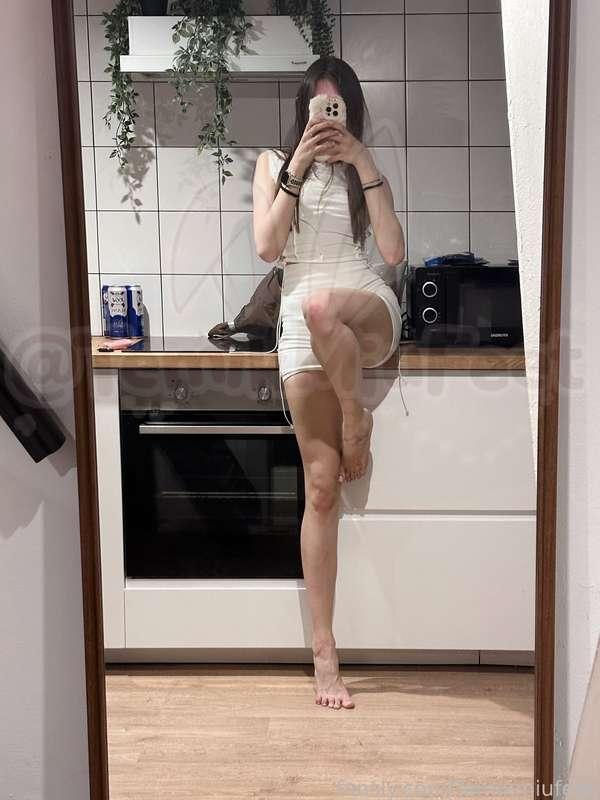 temikmiufeet image #1