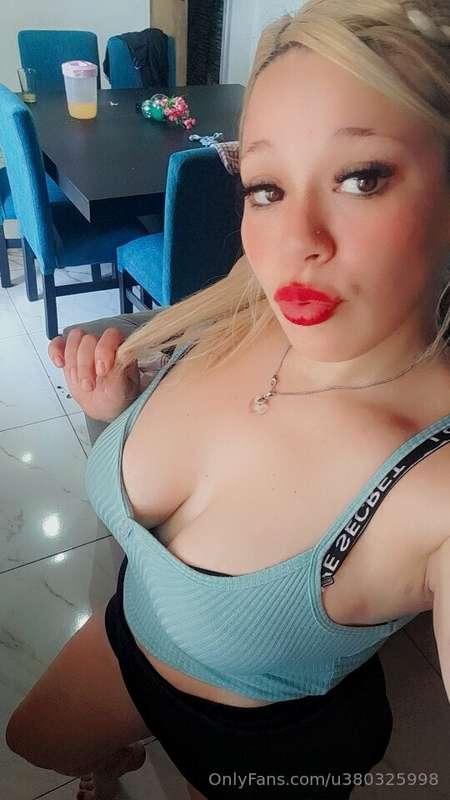 Holaaa soy nuevita... Me queres conocer un poco?