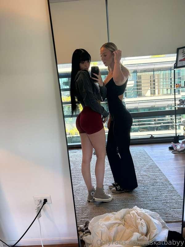 LIVE!!! Me and @yaniekaaa are going live today at 5pm PST on..