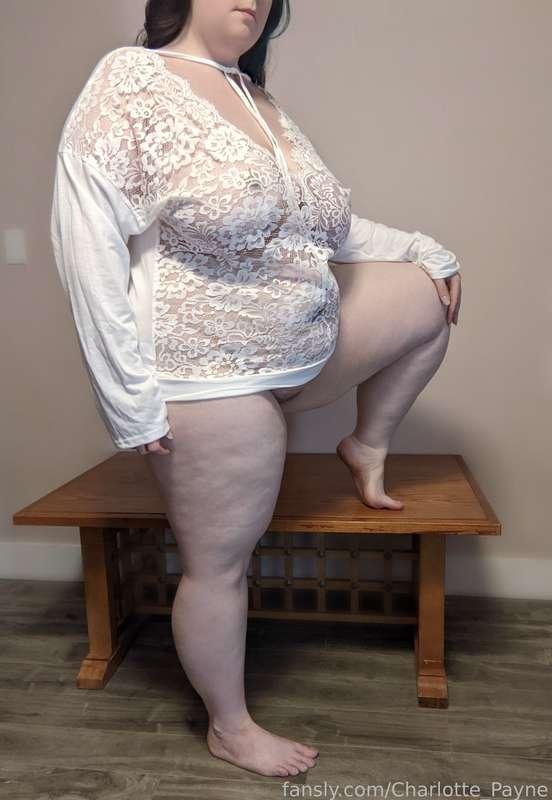 What's under this lace top?

#milf #butt #boobs #coloredhair #bigboobs #ass #tits #bigtits #curvy #sexy #mommy #videos #thick #alternative #pawg #fawg #thicc #solofemale #boredhousewife #lingerie #fyp

*Hashtags relate to my profile, not specific posts*